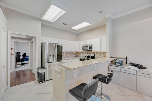 1670 Crosshaven Drive, Lewisville, TX 75077