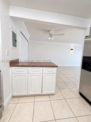 816 NW 87th Ave 203, Miami, FL 33172