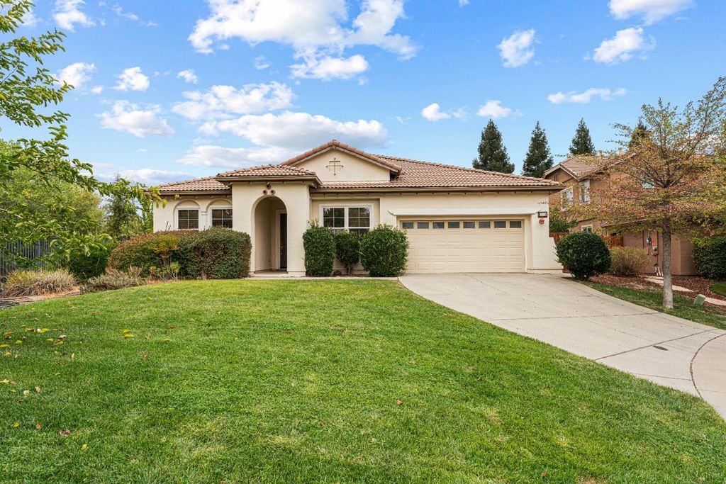 312 Charnwood Ct, Lincoln, CA 95648