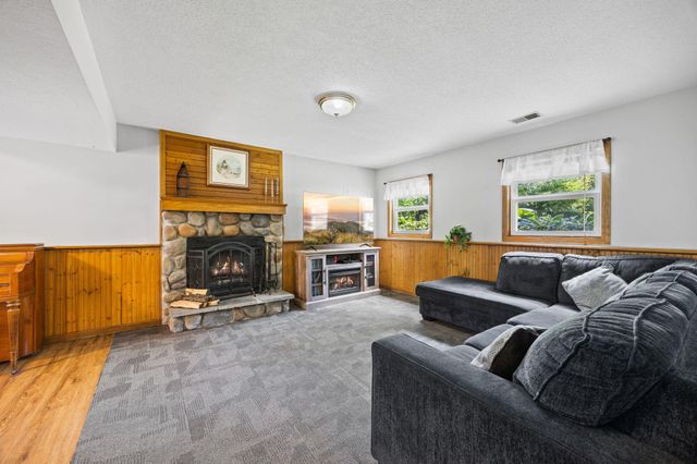 19266 Zane Street NW, Elk River, MN 55330