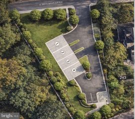 245 S BRYN MAWR AVE, Bryn Mawr, PA 19010