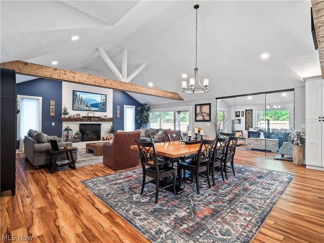 12674 Moss Point Road, Strongsville, OH 44136