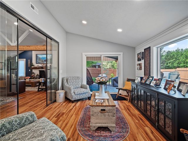 12674 Moss Point Road, Strongsville, OH 44136