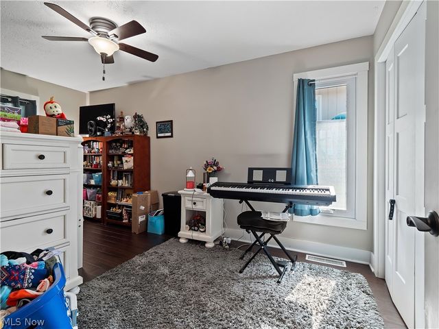 12674 Moss Point Road, Strongsville, OH 44136