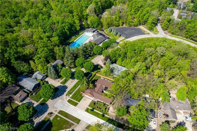 12674 Moss Point Road, Strongsville, OH 44136