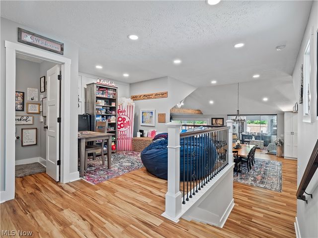 12674 Moss Point Road, Strongsville, OH 44136