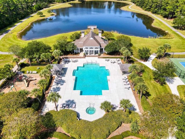 2735 Vanderbilt Boulevard, Pawleys Island, SC 29585