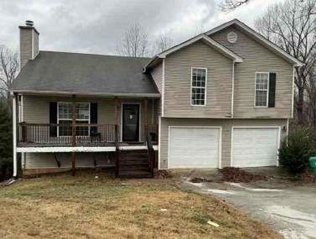 5374 Crown Oaks Drive, Lula, GA 30554