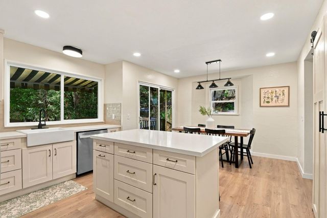 11810 Hanley Dr, Grass Valley, CA 95949