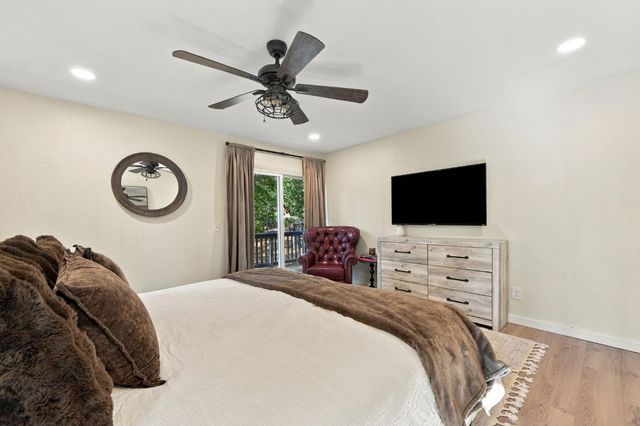 11810 Hanley Dr, Grass Valley, CA 95949