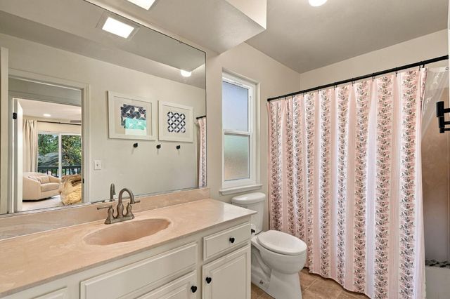 11810 Hanley Dr, Grass Valley, CA 95949