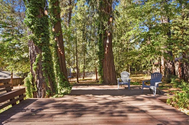 11810 Hanley Dr, Grass Valley, CA 95949