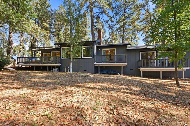 11810 Hanley Dr, Grass Valley, CA 95949