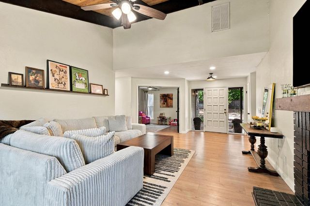 11810 Hanley Dr, Grass Valley, CA 95949