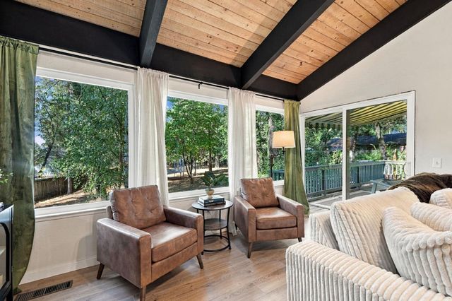 11810 Hanley Dr, Grass Valley, CA 95949
