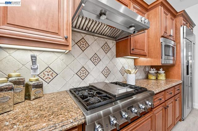 3063 Ridgefield Ct, Dublin, CA 94568