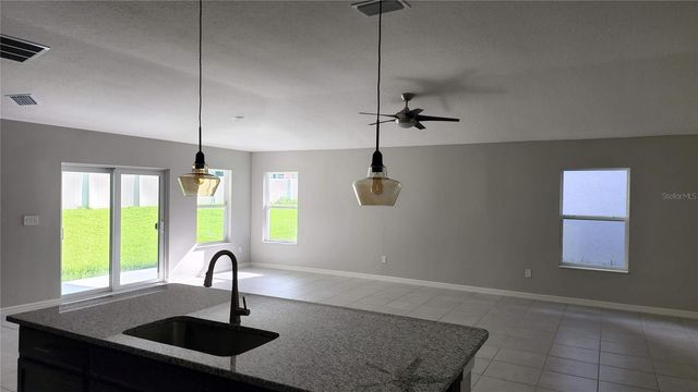 9938 MESIC WOODS AVENUE, Seffner, FL 33584