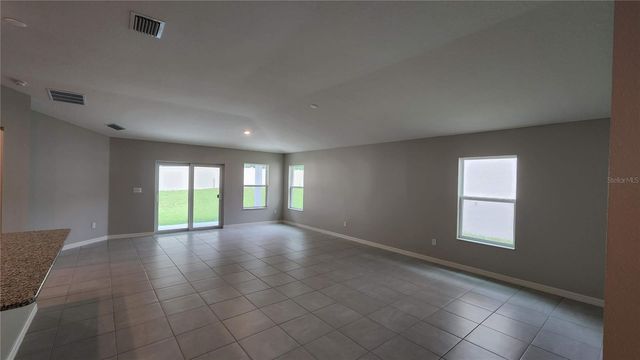 9938 MESIC WOODS AVENUE, Seffner, FL 33584