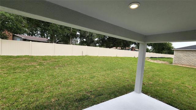 9938 MESIC WOODS AVENUE, Seffner, FL 33584