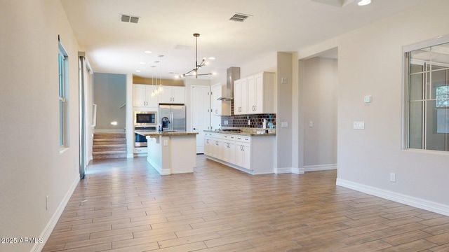 209 E Beatryce Street, Tempe, AZ 85288