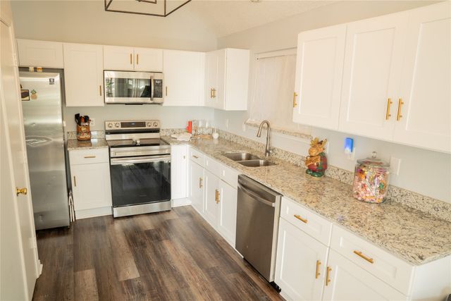 10113 Long Rifle Drive, Fort Worth, TX 76108