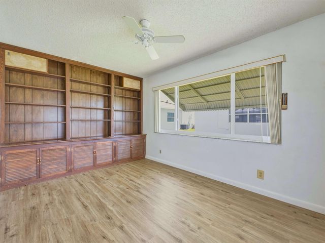 1012 SW 17th Street, Boynton Beach, FL 33426