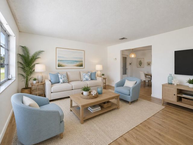 1012 SW 17th Street, Boynton Beach, FL 33426
