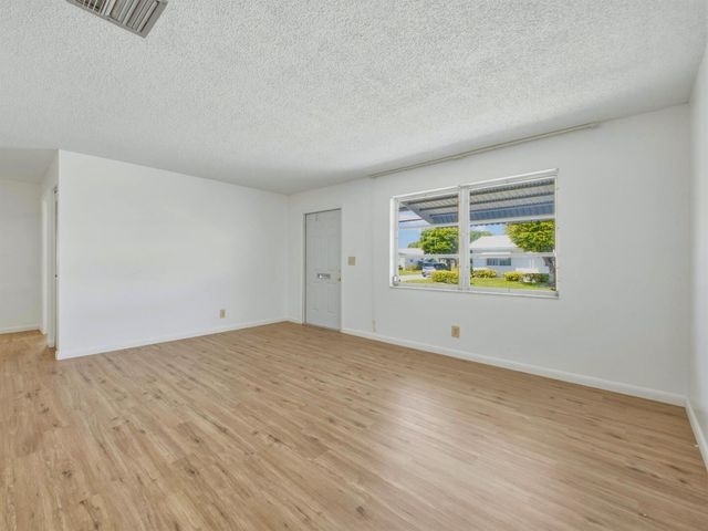 1012 SW 17th Street, Boynton Beach, FL 33426