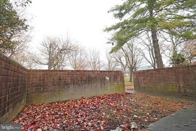 1413 M L KING PEDESTRIAN WAY, Chester, PA 19013