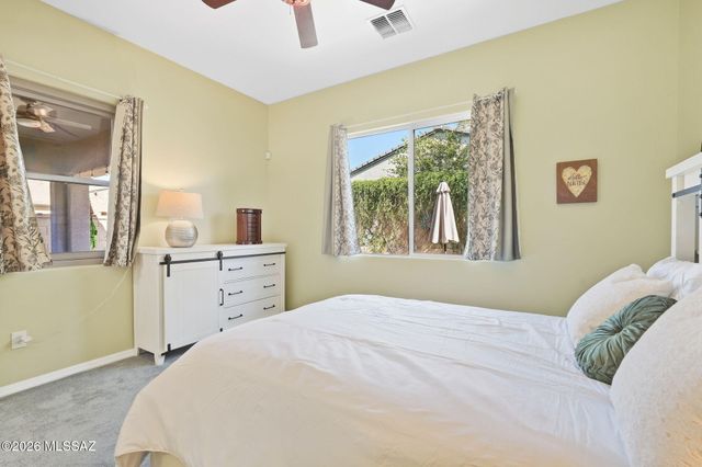 986 W Baccata Court, Tucson, AZ 85755
