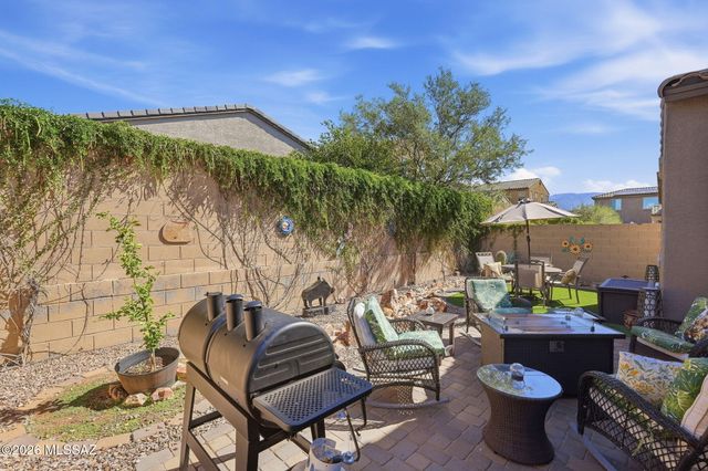 986 W Baccata Court, Tucson, AZ 85755