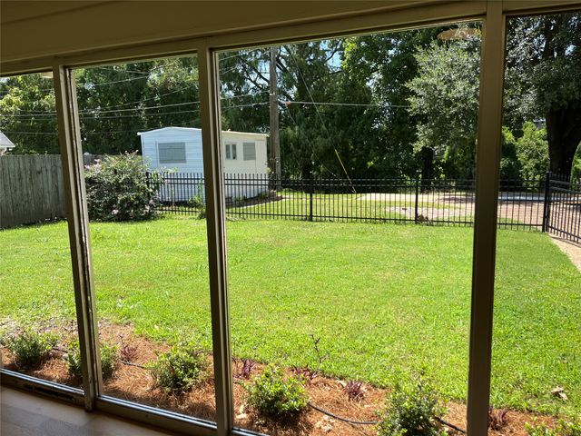 6036 River Road, Shreveport, LA 71105