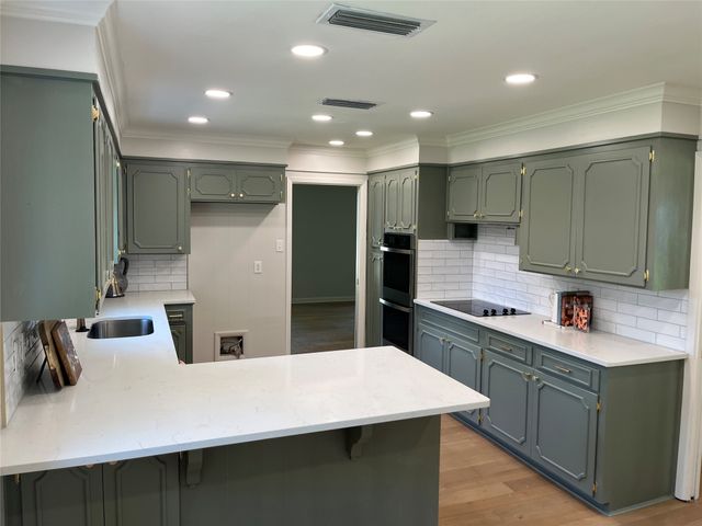 6036 River Road, Shreveport, LA 71105