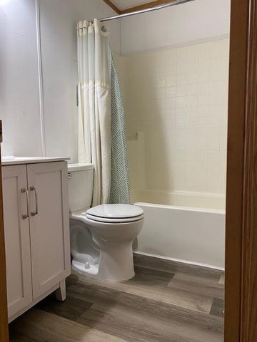 12603 S Garner Ct, Apple Valley, MN 55124