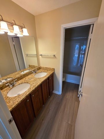 1101D Westchester Drive, Nashville, TN 37207