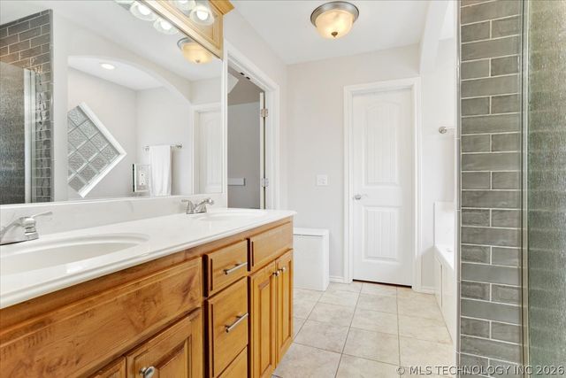 1114 Beretta, Durant, OK 74701