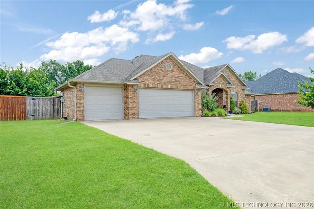1114 Beretta, Durant, OK 74701