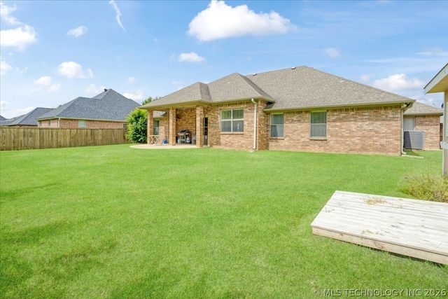 1114 Beretta, Durant, OK 74701