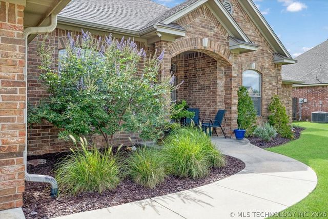 1114 Beretta, Durant, OK 74701