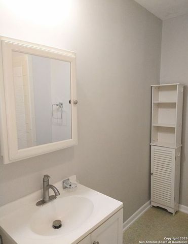 3522 San Luis, San Antonio, TX 78207