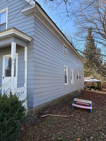 11 Smith Street, Haverhill, NH 03785