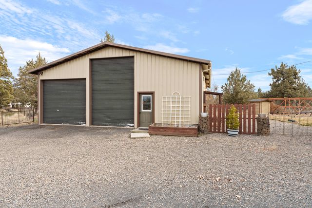 5871 SW Badger Road SW, Terrebonne, OR 97760