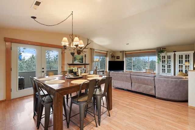 5871 SW Badger Road SW, Terrebonne, OR 97760