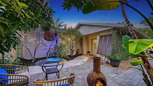 4598 GUAVA COURT, Sarasota, FL 34234
