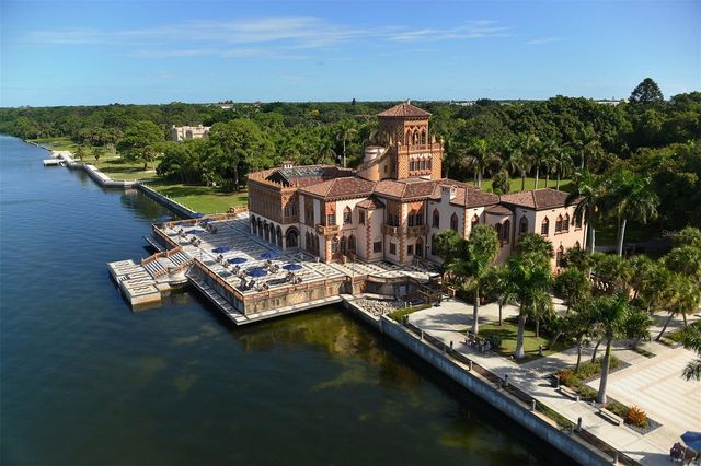 4598 GUAVA COURT, Sarasota, FL 34234