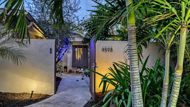 4598 GUAVA COURT, Sarasota, FL 34234
