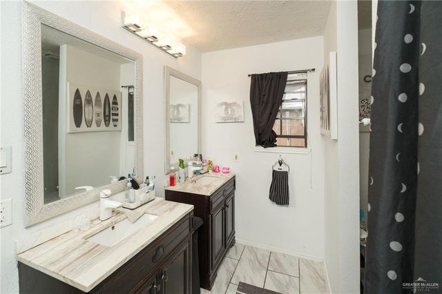 1926 N 8th Street, Harlingen, TX 78550