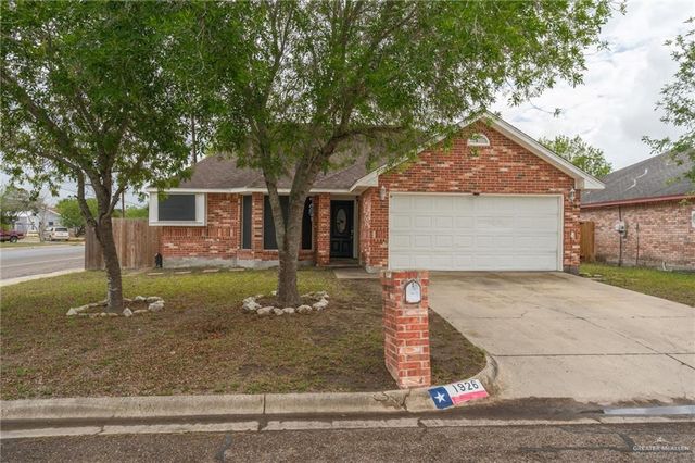 1926 N 8th Street, Harlingen, TX 78550