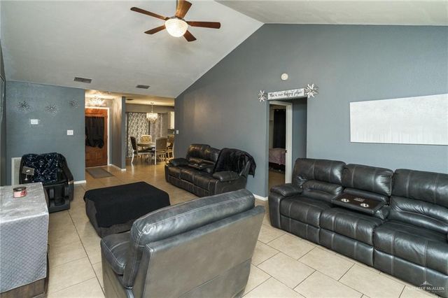 1926 N 8th Street, Harlingen, TX 78550