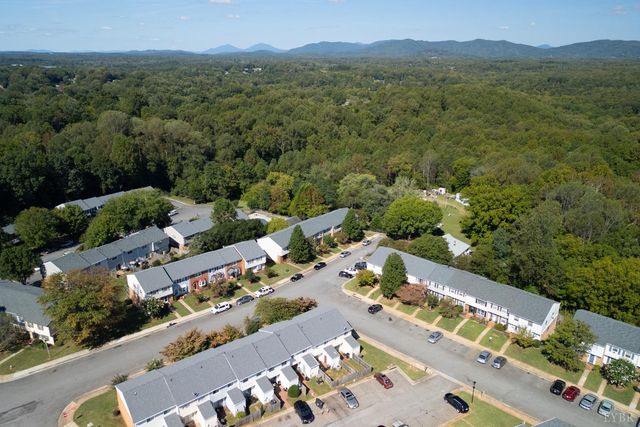 225 Devonshire Road, Lynchburg, VA 24501